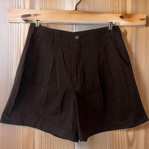 Vtg 1991 Levi’s Dockers Brown High Waisted Pleated Front Oversized Shorts M/L